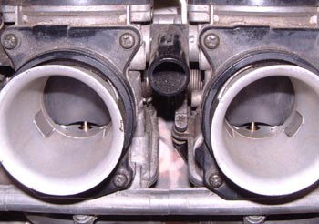 Car breather pipe