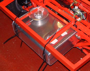 Fuel tank in (?) chassis