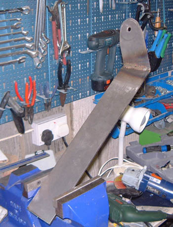 Support for rear of exhaust