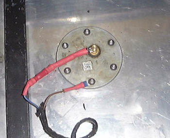 Small series resistor to correct the fuel level sensor