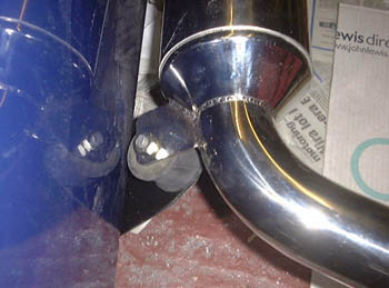 Support for rear of exhaust system
