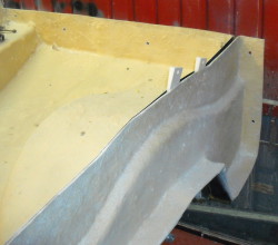 Mould release wedges